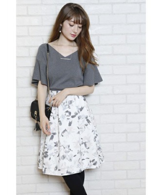 清楚系ビッチの服②