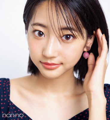 ナチュラルメイクの武田玲奈